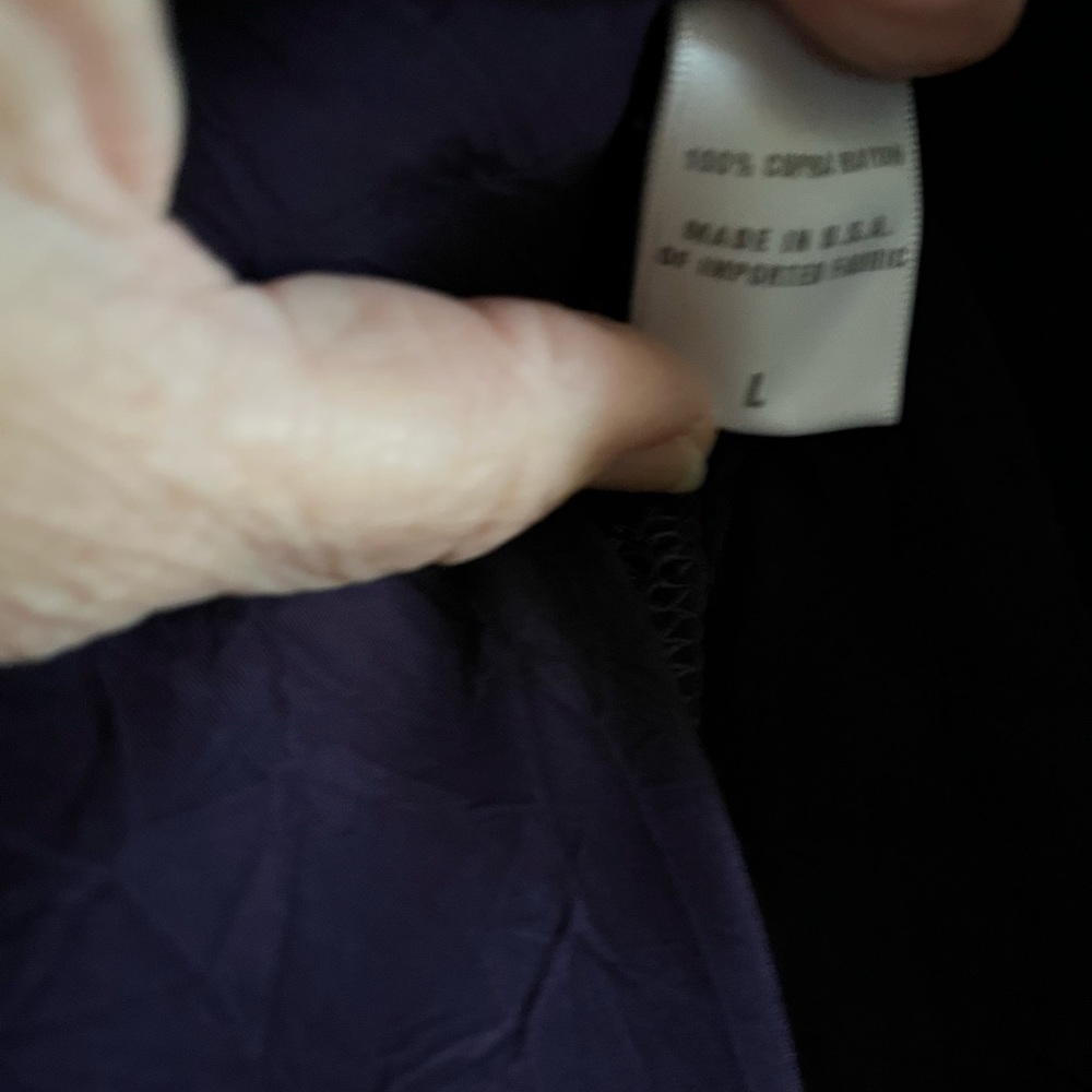 Barbra Lesser Flowy Top - Picture 8 of 11